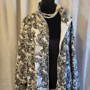 NWT Luz & Me Sport Women Floral Cardigan Blouse, Plus Size 4X, Black and white